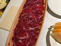-左庭右院鲜牛肉火锅(金山万达店)