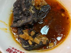 -呷佬·长沙手工米粉(金沙江路店)