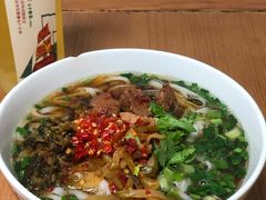 酸菜蒸肉粉-矮子粉店1985·长沙米粉(湘春路店)