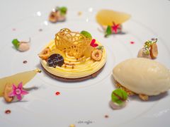 洋梨慕斯-LA TABLE de Joël Robuchon Restaurant