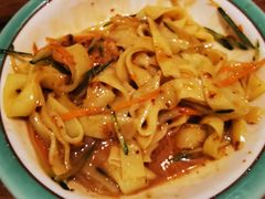 -清真·玛丽亚新疆菜主题餐厅(浙江中路店)