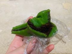 豆沙青团-许阿姨糕团店(南京总店)