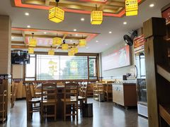 -阿婆情腊排骨火锅(金虹路店)