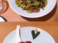 -楚山晓·湖北菜(武汉光谷K11店)