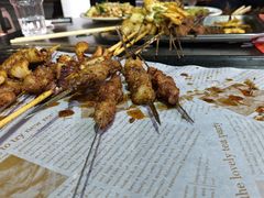 -胡记烧烤(黄山新村总店)