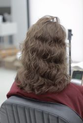 -乾健·烫染·接发SALON