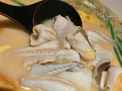 -荣家黄鱼面(前滩太古里店)