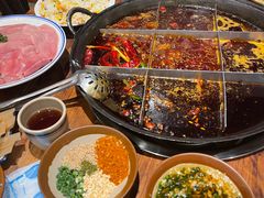 -周小明火锅(黑金冠社区店)