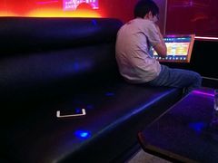 -歌莱美KTV x 星唱纯K·联名店(长虹路店)