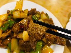 炒驴板肠-敦煌达记酱驴肉黄面馆