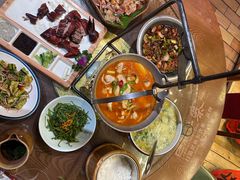 -老滇山寨•云南特色菜•地方菜•民族风情歌舞表演(金碧店)