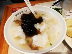 民国传统小馄饨-凤起龙游老面包子(凯德晶品店)