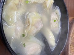 三鲜大馄饨-万寿斋(山阴路店)
