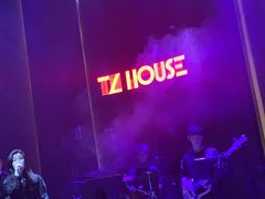 -TZ House音乐现场(来福士中心店)