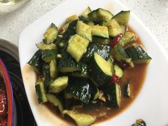 -张大师鸭爪爪特色干锅(南湖店)