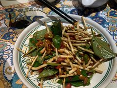 -云海肴·汽锅鸡·云南代表菜(天山百盛优客店)