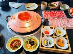 -菌自由丨野生菌火锅特色庭院餐厅(丽江古城店)