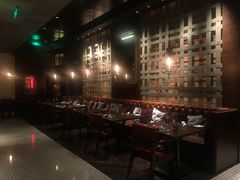-恰餐厅及酒吧 CHAR Bar & Grill (北京丽都皇冠假日店)