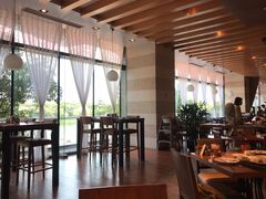 -上海佘山世茂艾美酒店