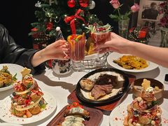 -Mogul Eatery·大亨餐酒馆