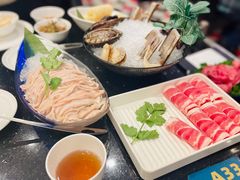 -一哥澳门豆捞 · 十七年经典澳门火锅(四季天地店)