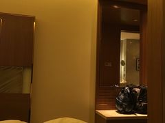 -珠海拱北口岸富华里中海雅高铂尔曼酒店