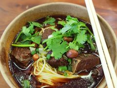 -八一路好吃街(雨田商务大厦店)