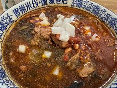 酸菜肉片米线-贵州米线(童家巷店)