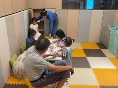 -海底捞火锅(曹安公路店)