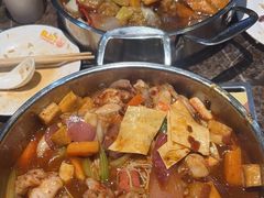 -御上皇三汁焖锅(薛城万达广场店)