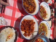 -笨豆腐居民楼菜馆•江西小炒(天津开发区店)