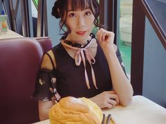 -港丽餐厅(高德置地店)