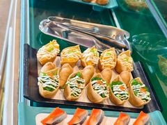 -荣誉国际酒店-云顶旋转餐厅