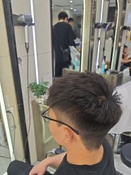 -Nice奈斯形象定制沙龙