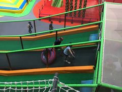 -蒙特利亲子乐园