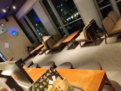 大堂-星巴克臻选(海伦中心店)