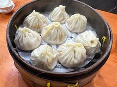 -莱莱小笼·乔艾