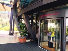 -上海滴水湖皇冠假日酒店