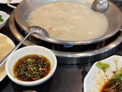 -老来福·非遗酸汤兔(凯旋路店)
