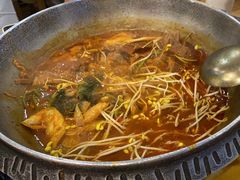 -喇喇排骨火锅·传统韩式脊骨汤(望京西园总店)