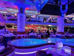 -巴特餐饮6加1音乐餐吧·新疆菜