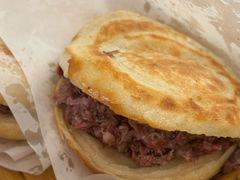 -闫家驴肉老店(华电一校店)