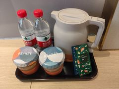 -桔子酒店(深圳东门湖贝地铁站店)