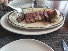 -MONICH牛排融合餐厅(和义大道购物中心店)