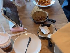 -必胜客(WOW中央公园店)