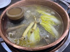-朴小妹人参鸡汤火锅(长白山万达店)