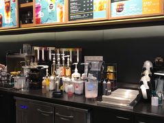 -星巴克臻选(华堂·新辰汇店)