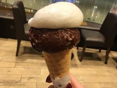 双层榛子巧克力-VENCHI 闻绮(北京国贸商城店)