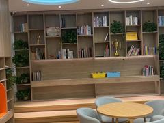 -艺年级儿童语言艺术中心(冉家坝爱融荟城店)