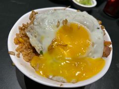 辣白菜牛肉粒炒饭-水木锦堂·自助铁板烧(世贸天阶店)